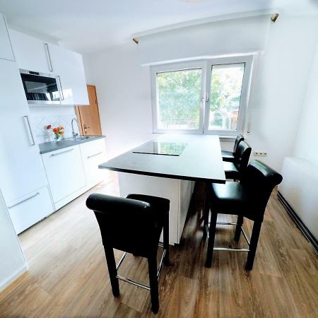 Großzügiges Apartment nahe Frankfurt Rote Warte Exterior foto