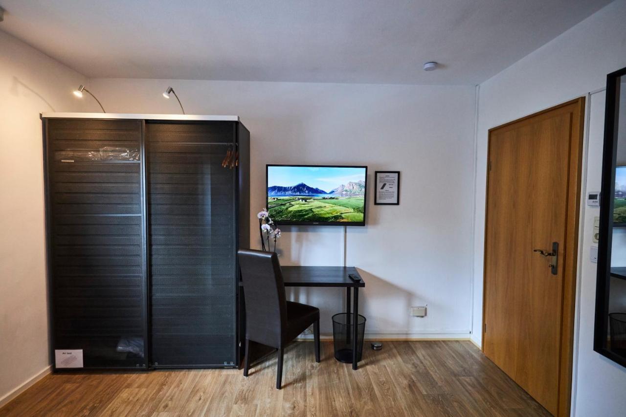 Großzügiges Apartment nahe Frankfurt Rote Warte Exterior foto